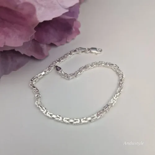 ALT - Neckles Byzantine