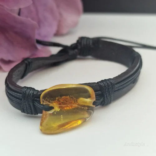 ALT - Bracelet Leather with Amber (1)