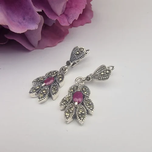 ALT - Earrings Ruby with Marcasite