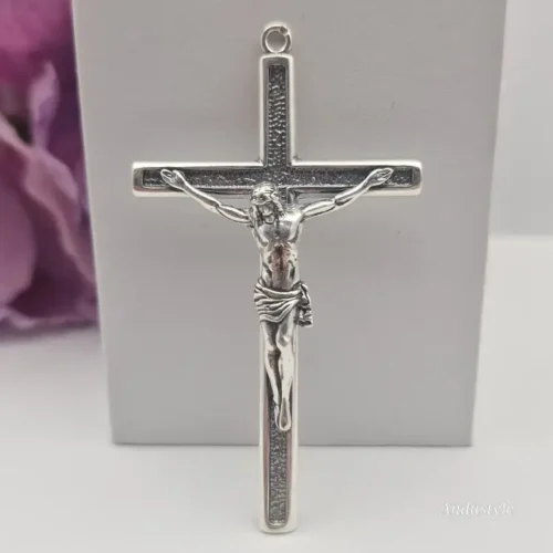ALT - Pendant Cross with Jesus